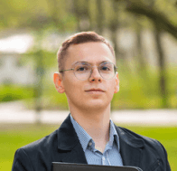 lek.Maciej Mach